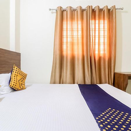 Oyo 40073 Yash Homestay Samarda Kaliāsot Exteriör bild