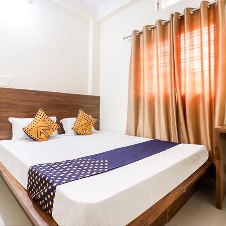 Oyo 40073 Yash Homestay Samarda Kaliāsot Exteriör bild