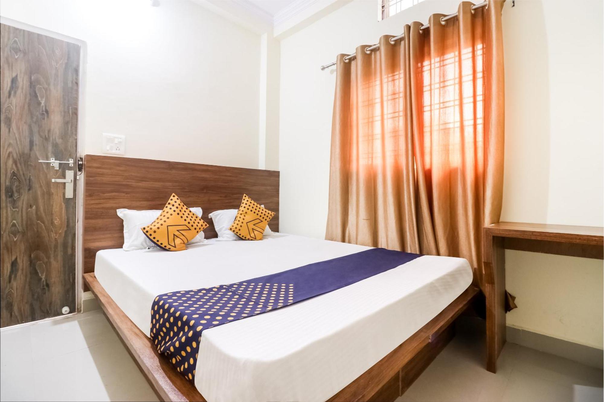 Oyo 40073 Yash Homestay Samarda Kaliāsot Exteriör bild